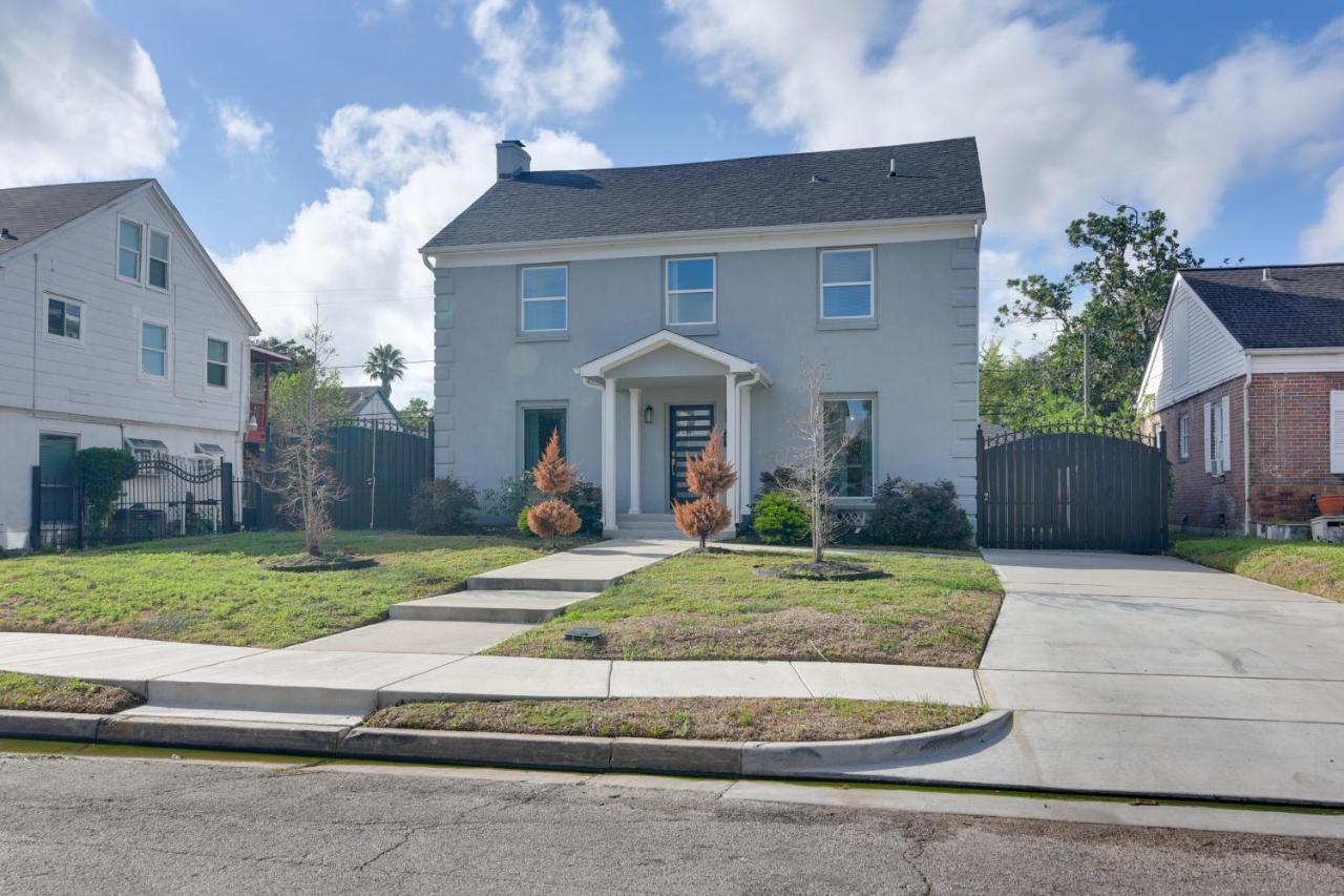 Eclectic Houston Home With Pool Table, 5 Mi To Dtwn Eksteriør bilde